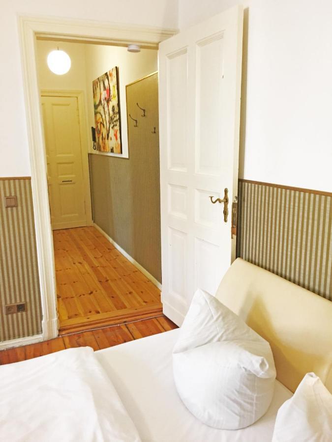 Ruhige Ferienwohnung Zentrum - Friedrichshain Appartement *